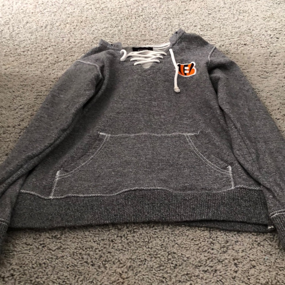 Grey Cincinnati Bangles hoodie (M)